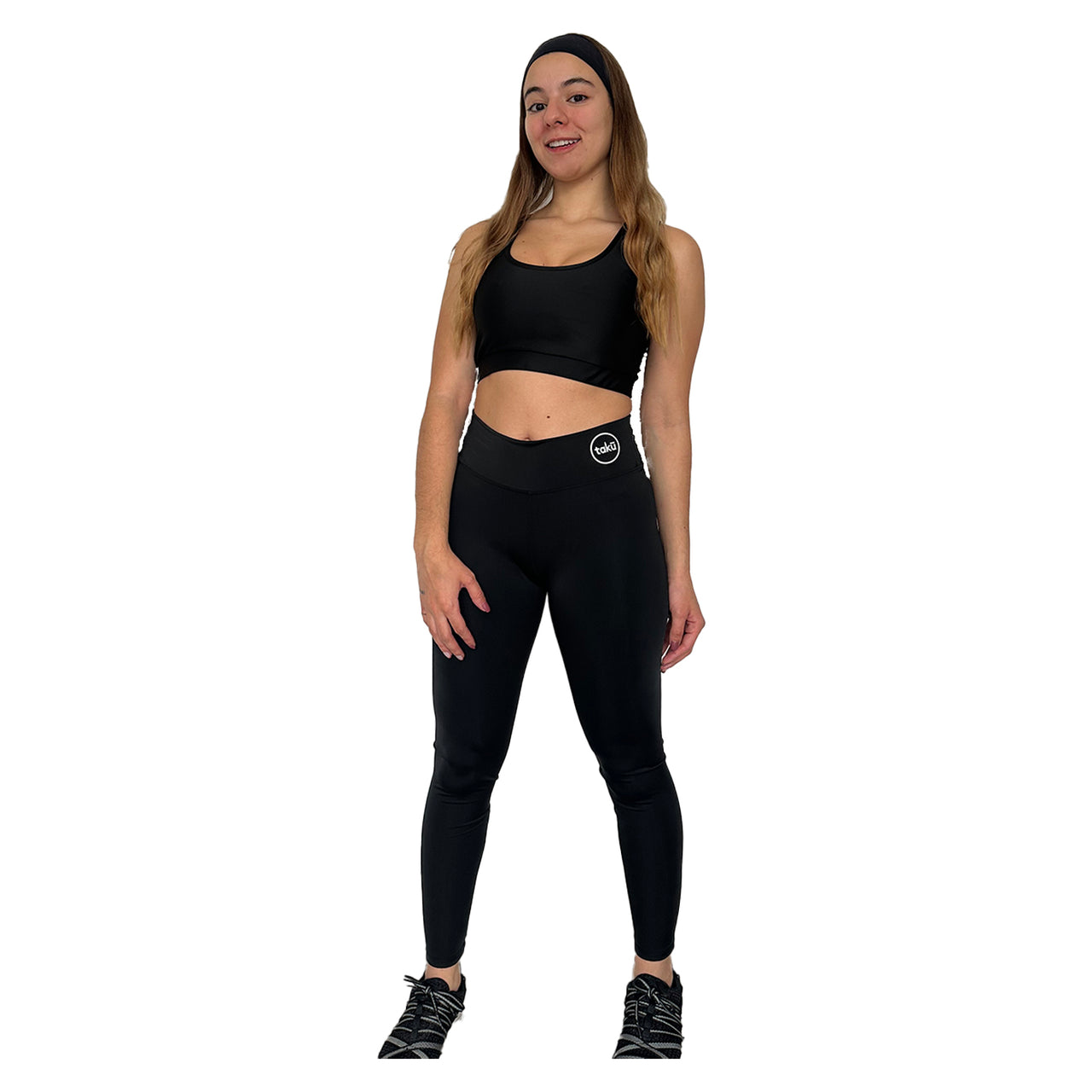 Conjuinto deportivo Leggin + Top mod Taku 109 Negro Liso